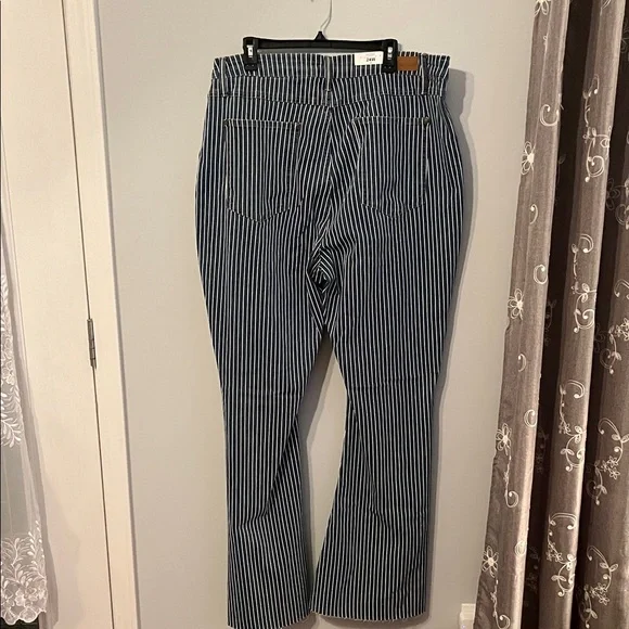 Judy Blue Denim with White Pinstripes - Picture 7 of 9